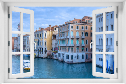 Fototapeta Naklejka Na Ścianę Okno 3D - Venetian waterway