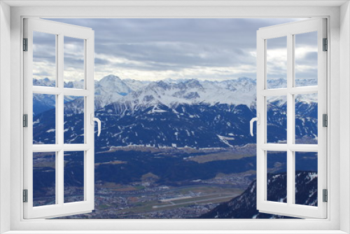 Fototapeta Naklejka Na Ścianę Okno 3D - Mountains in Innsbruck, Austria