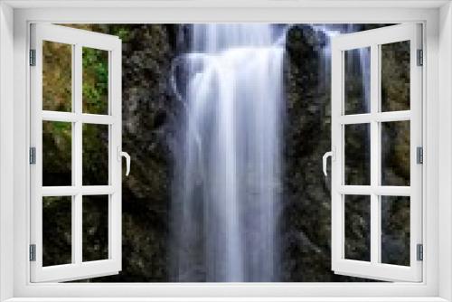 Fototapeta Naklejka Na Ścianę Okno 3D - Costa Rica Waterfall