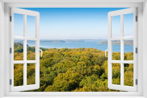 Fototapeta Naklejka Na Ścianę Okno 3D - Jasmunder Bodden auf Insel Rügen im Herbst mit Wald