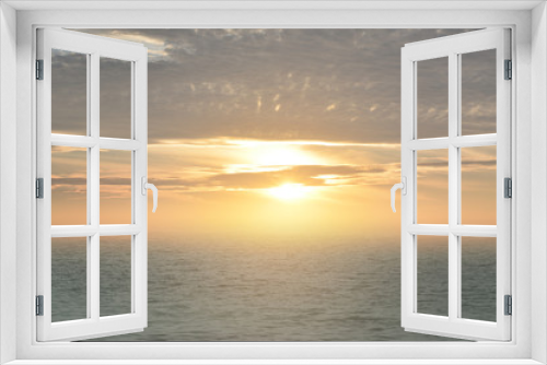 Fototapeta Naklejka Na Ścianę Okno 3D - Beautiful nature sea and sunrise or sunset with morning light or evening