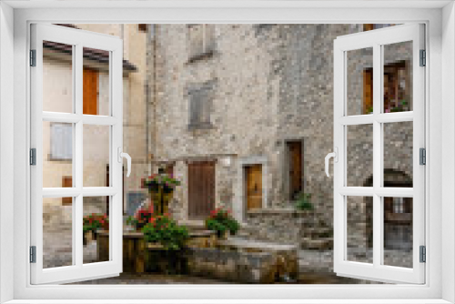 Fototapeta Naklejka Na Ścianę Okno 3D - Colmars in der Haut Provence am oberen Ende des Verdon-Talsls