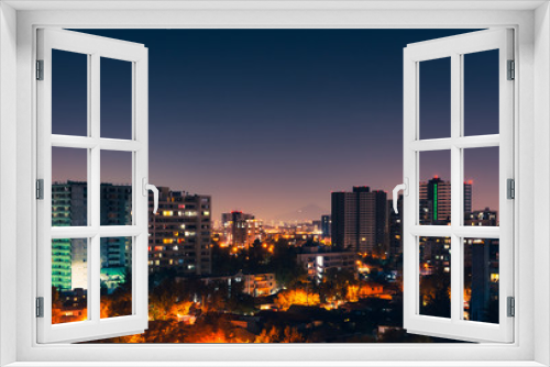 Fototapeta Naklejka Na Ścianę Okno 3D - la ciudad de santiago al anochecer