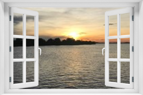 Fototapeta Naklejka Na Ścianę Okno 3D - sunset on the lake