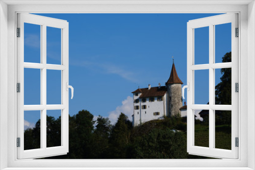 Fototapeta Naklejka Na Ścianę Okno 3D - castle on the hill