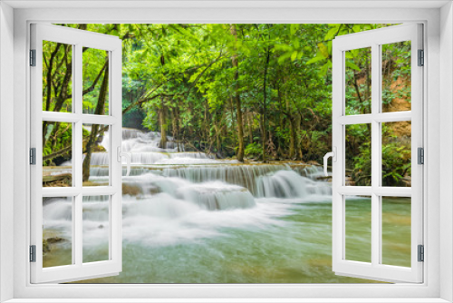 Fototapeta Naklejka Na Ścianę Okno 3D - Huai Mae Khamin Waterfalls in Tropical Rainforest at Kanchanaburi Province, Thailand