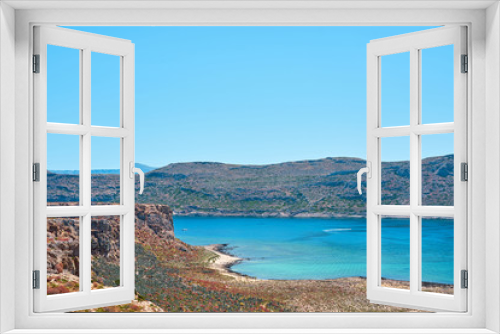 Fototapeta Naklejka Na Ścianę Okno 3D -  Blue lagoon with rocks on a background in Crete, Greece. Copy space.