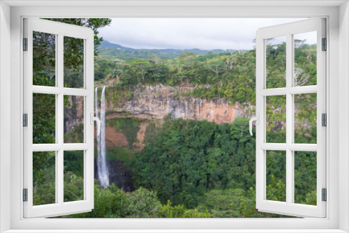 Fototapeta Naklejka Na Ścianę Okno 3D - Wasserfall Mauritius