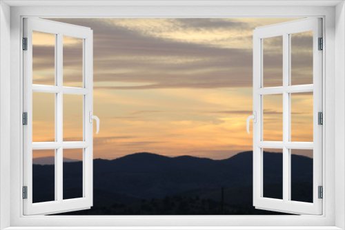 Fototapeta Naklejka Na Ścianę Okno 3D - Golden Sunset in the Western U.S.