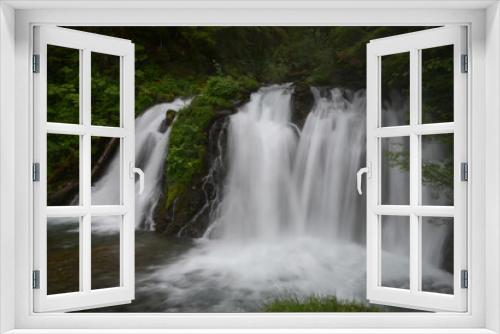 Fototapeta Naklejka Na Ścianę Okno 3D - Alaska Waterfall