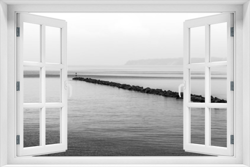 Fototapeta Naklejka Na Ścianę Okno 3D - Rügen Ostsee monochrome