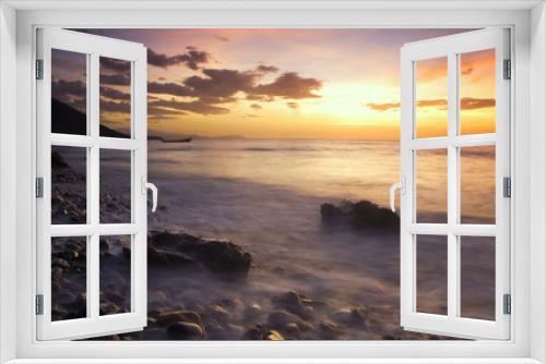Fototapeta Naklejka Na Ścianę Okno 3D - Sunset over rocky coast