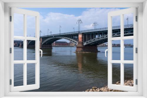 Fototapeta Naklejka Na Ścianę Okno 3D - Die Theodor-Heuss-Brücke zwischen Mainz und Wiesbaden/Deutschland
