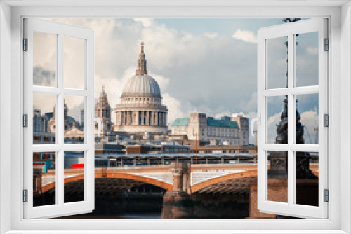 Fototapeta Naklejka Na Ścianę Okno 3D - Blackfriars Bridge and Saint Paul Cathedral in London