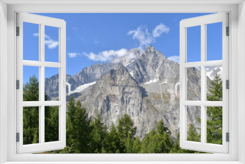 Fototapeta Naklejka Na Ścianę Okno 3D - Panorama of Mont Blanc and the Aiguille Noire