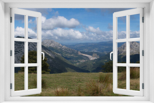 Fototapeta Naklejka Na Ścianę Okno 3D - Panoramic view of mountains in Urkiola National Park from viewpoint Saibi in Spain,Europe