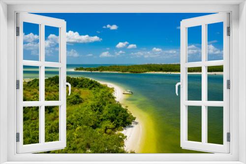 Fototapeta Naklejka Na Ścianę Okno 3D - Summer Naples Florida Lovers Key