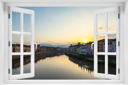Fototapeta Naklejka Na Ścianę Okno 3D - Embankment of the River Arno in the Italian City of Pisa.