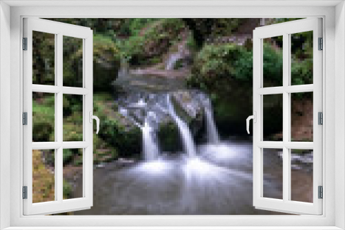 Fototapeta Naklejka Na Ścianę Okno 3D - Schiessentümpel in Luxemburg bekannter Wasserfall