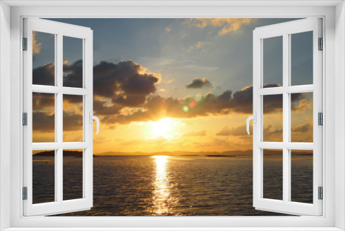 Fototapeta Naklejka Na Ścianę Okno 3D - Sunset on the sea, evening, golden sky