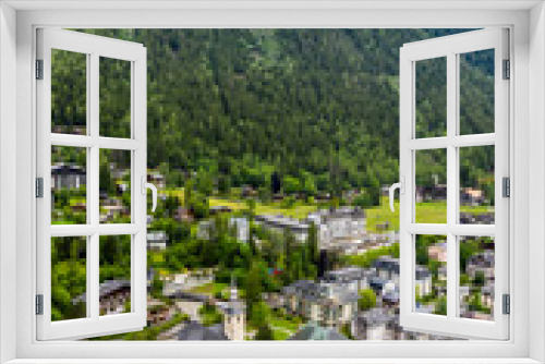 Fototapeta Naklejka Na Ścianę Okno 3D - Beautiful vertical photo of towns and villages at Chamonix, France