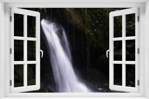 Fototapeta Naklejka Na Ścianę Okno 3D - Cascada de san Clemente
