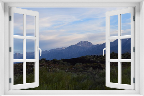 Fototapeta Naklejka Na Ścianę Okno 3D - view of mountains