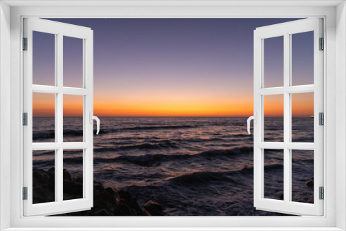 Fototapeta Naklejka Na Ścianę Okno 3D - SoCal coast twilight 