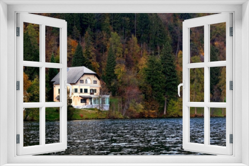 Fototapeta Naklejka Na Ścianę Okno 3D - Traditional architecture on Lake Bled in Slovenia, on sunny autumn day.