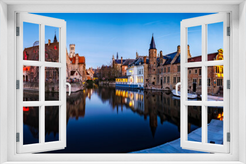 Fototapeta Naklejka Na Ścianę Okno 3D - Sunset in the most tourist places of Bruges, Belgium