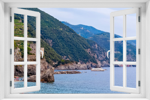 Fototapeta Naklejka Na Ścianę Okno 3D - Panoramic View of Monterosso al Mare, Cinque Terre, Italy