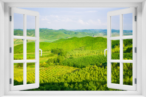 Fototapeta Naklejka Na Ścianę Okno 3D - Rural countryside view of agricultural land, Dali, Yunnan, China