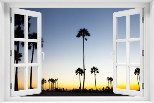 Fototapeta Naklejka Na Ścianę Okno 3D - atardecer en Venice Beach