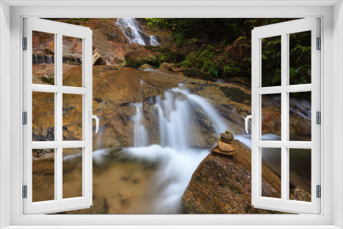 Fototapeta Naklejka Na Ścianę Okno 3D - waterfalls found in tropical rainforest in Malaysia