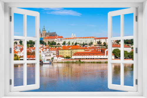 Fototapeta Naklejka Na Ścianę Okno 3D - The Vltava River in Prague with the St. Vitus Cathedral