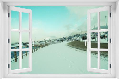 Fototapeta Naklejka Na Ścianę Okno 3D - Neve
