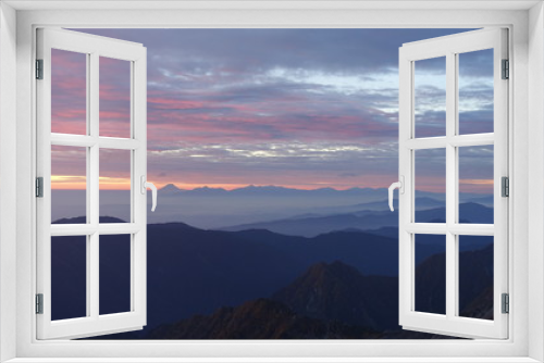 Fototapeta Naklejka Na Ścianę Okno 3D - sunrise over japanese alps