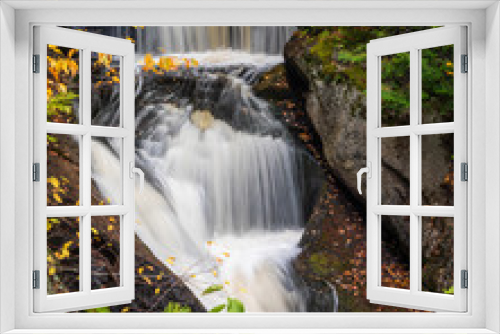 Fototapeta Naklejka Na Ścianę Okno 3D - Doane's Falls In Autumn