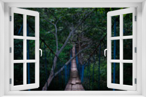 Fototapeta Naklejka Na Ścianę Okno 3D - bridge in the forest