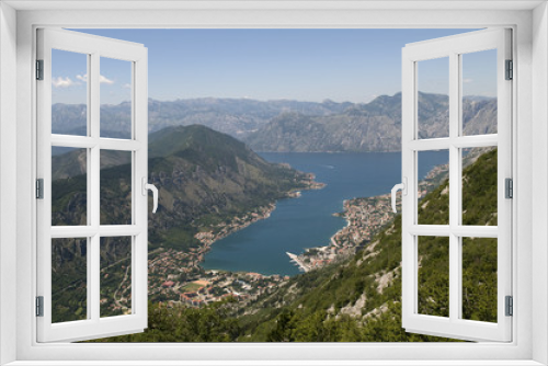 Fototapeta Naklejka Na Ścianę Okno 3D - Sea and mountains in Montenegro