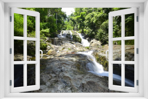 Fototapeta Naklejka Na Ścianę Okno 3D - Si Pho Waterfall in deep forest