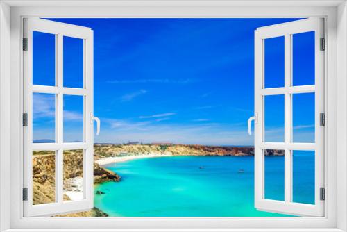 Fototapeta Naklejka Na Ścianę Okno 3D - View on coastline with ocean and beach at Sagres at Algarve in Portugal