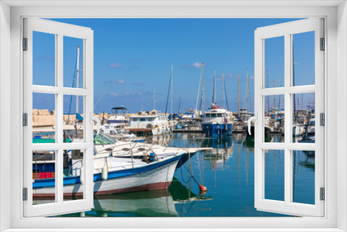 Fototapeta Naklejka Na Ścianę Okno 3D - Boats in Jaffa harbor