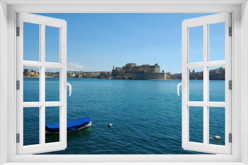 Fototapeta Naklejka Na Ścianę Okno 3D - Valletta, the capital city of Malta.  Mediterranean Sea