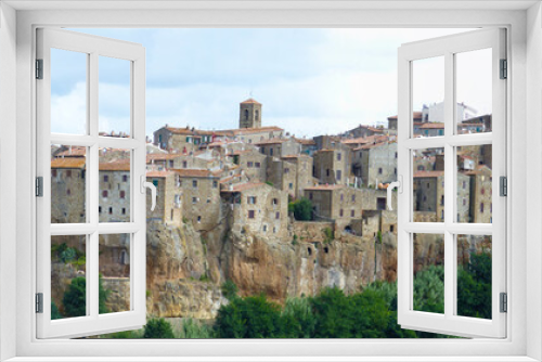 Fototapeta Naklejka Na Ścianę Okno 3D - Panoramic view of Pitigliano town. La Toscana, Italy.