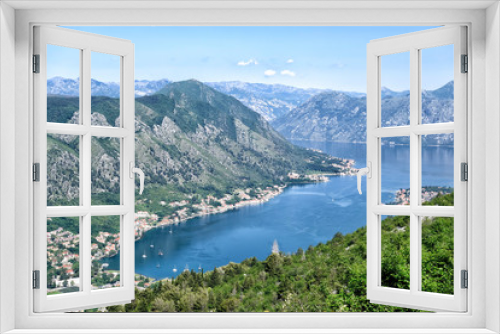 Fototapeta Naklejka Na Ścianę Okno 3D - Vue sur la baie de Kotor
