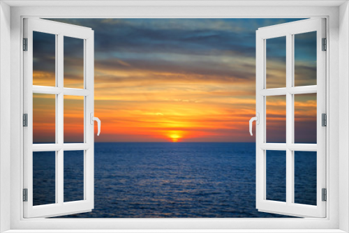 Fototapeta Naklejka Na Ścianę Okno 3D - Sunset over the Pacific Ocean