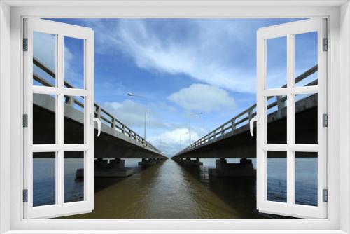 Fototapeta Naklejka Na Ścianę Okno 3D - Long bridge