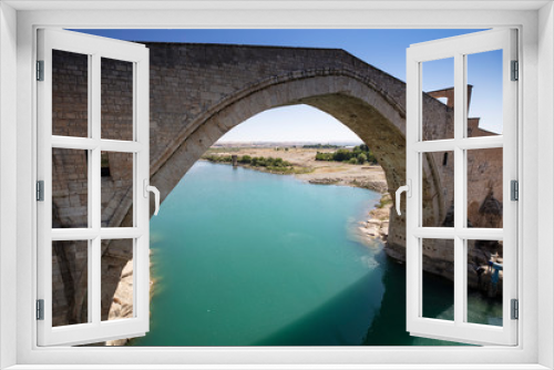 Fototapeta Naklejka Na Ścianę Okno 3D - Turkey. The Malabadi Bridge on the Batman River (built 1146-1147 by Timurtas of Mardin)