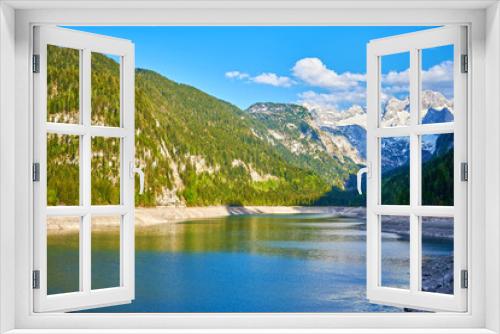 Fototapeta Naklejka Na Ścianę Okno 3D - Beautiful Gosausee lake landscape with Dachstein mountains  in Austrian Alps.